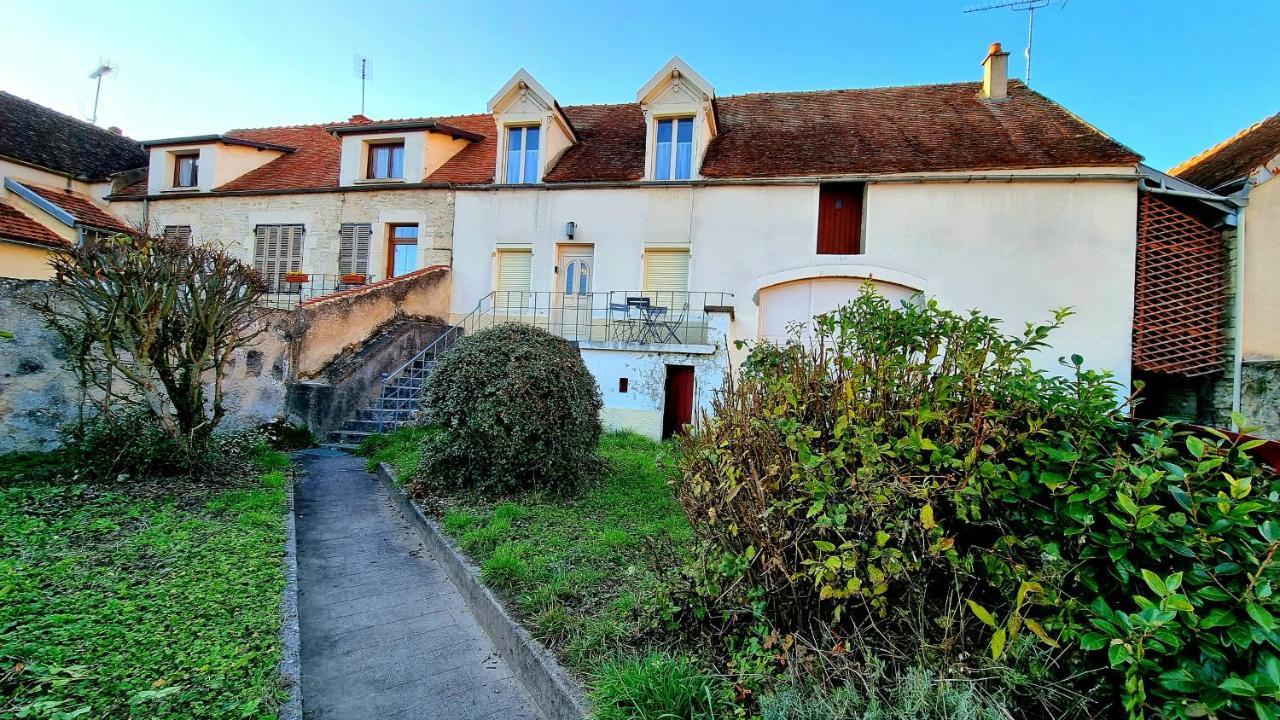 Le 3 Rue De Fontenay Marmagne  Exterior foto